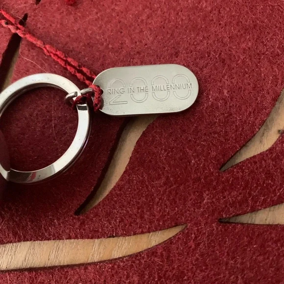 2000 Neiman Marcus Vintage Silver Bell Keychain - Picture 7 of 8